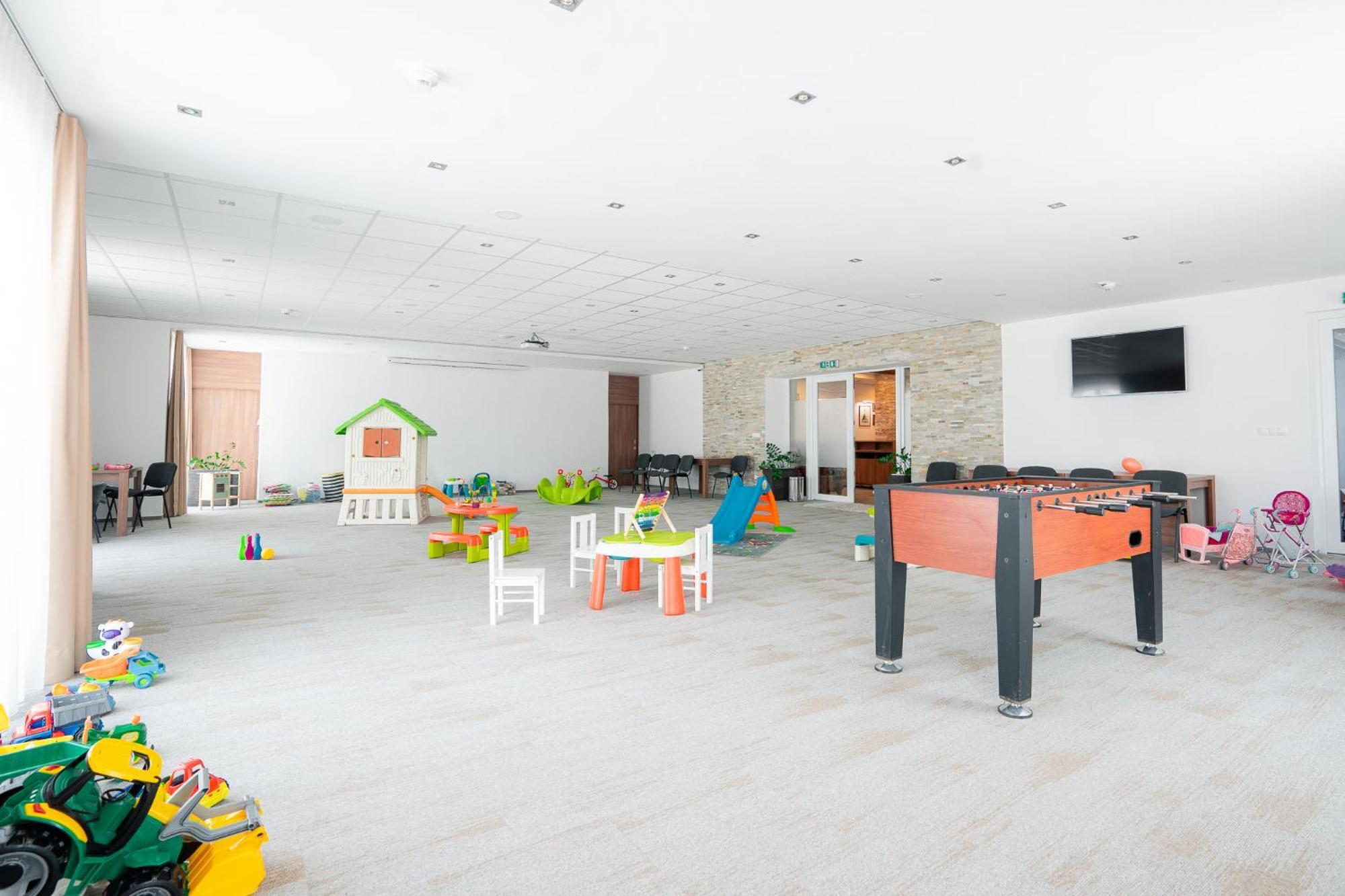 Sport Hotel *** โดโนวาลี ภายนอก รูปภาพ