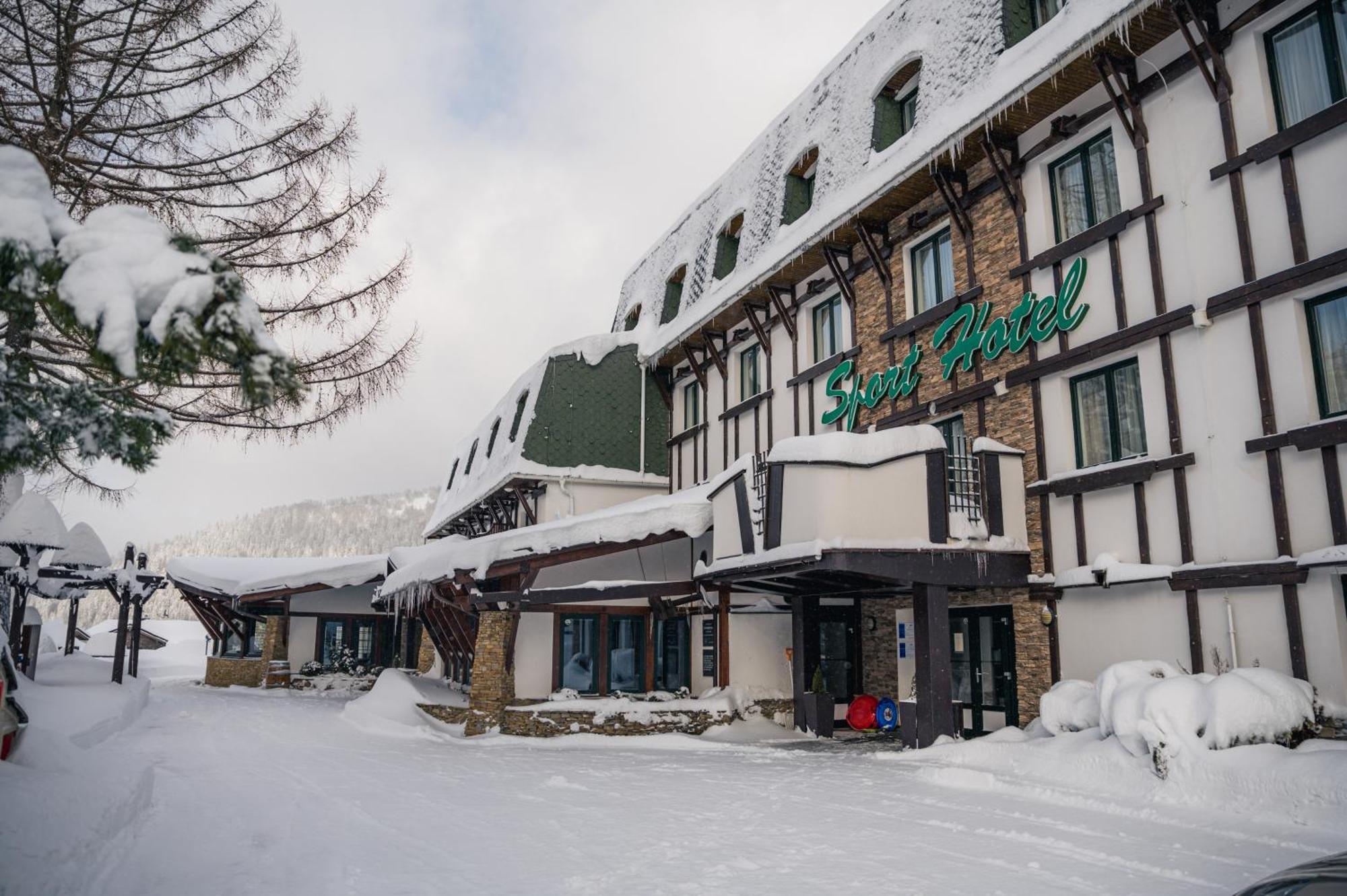 Sport Hotel *** โดโนวาลี ภายนอก รูปภาพ
